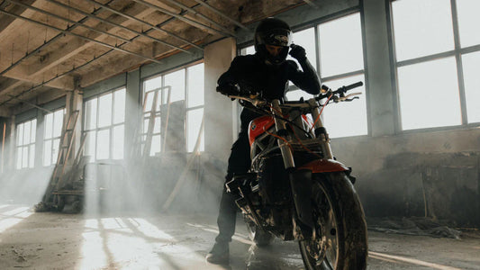 Vandal: the motorcycle jacket that keeps streets busy!