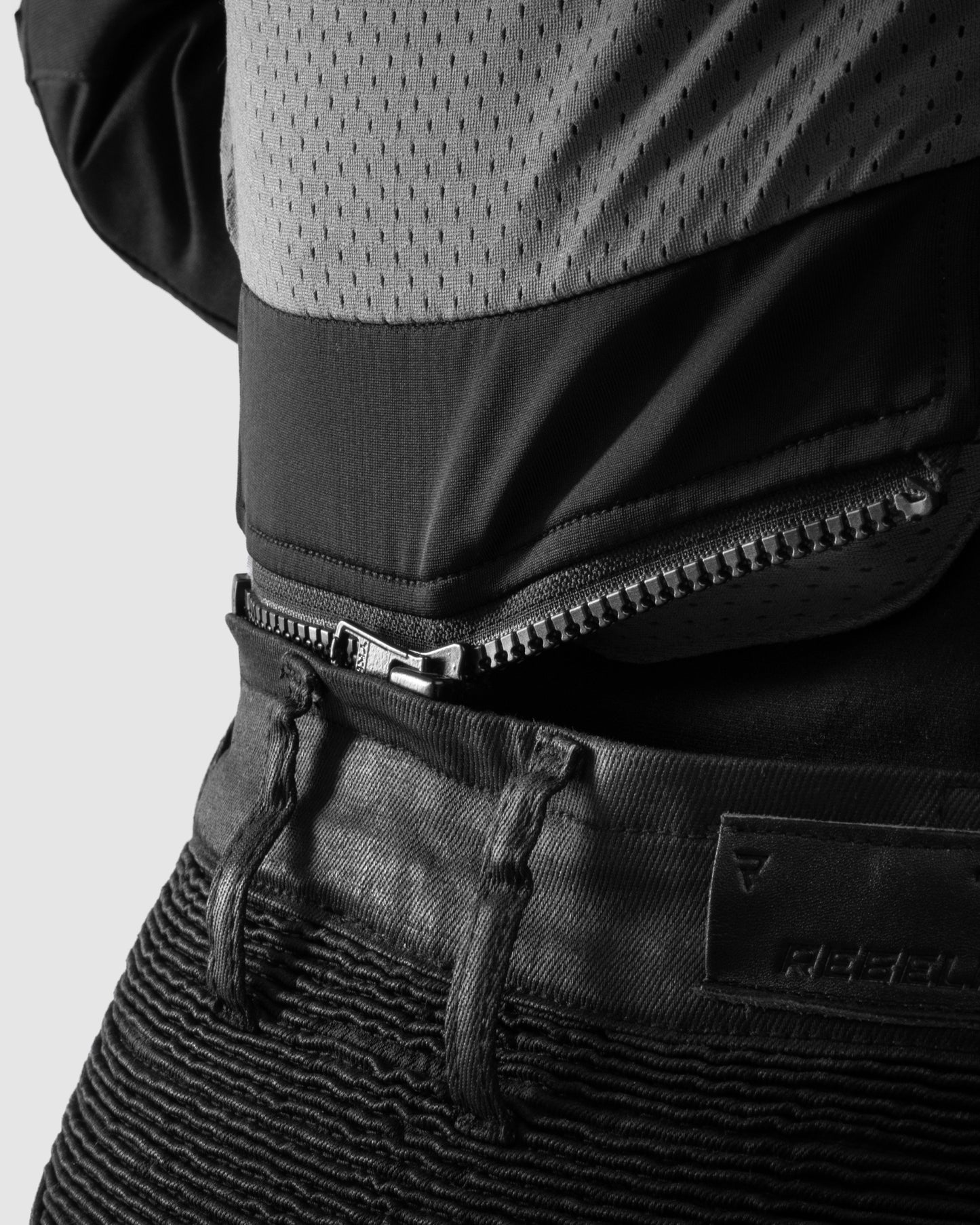 Roxy Jeansy Motocyklowe Damskie Slim Czarne Woskowane