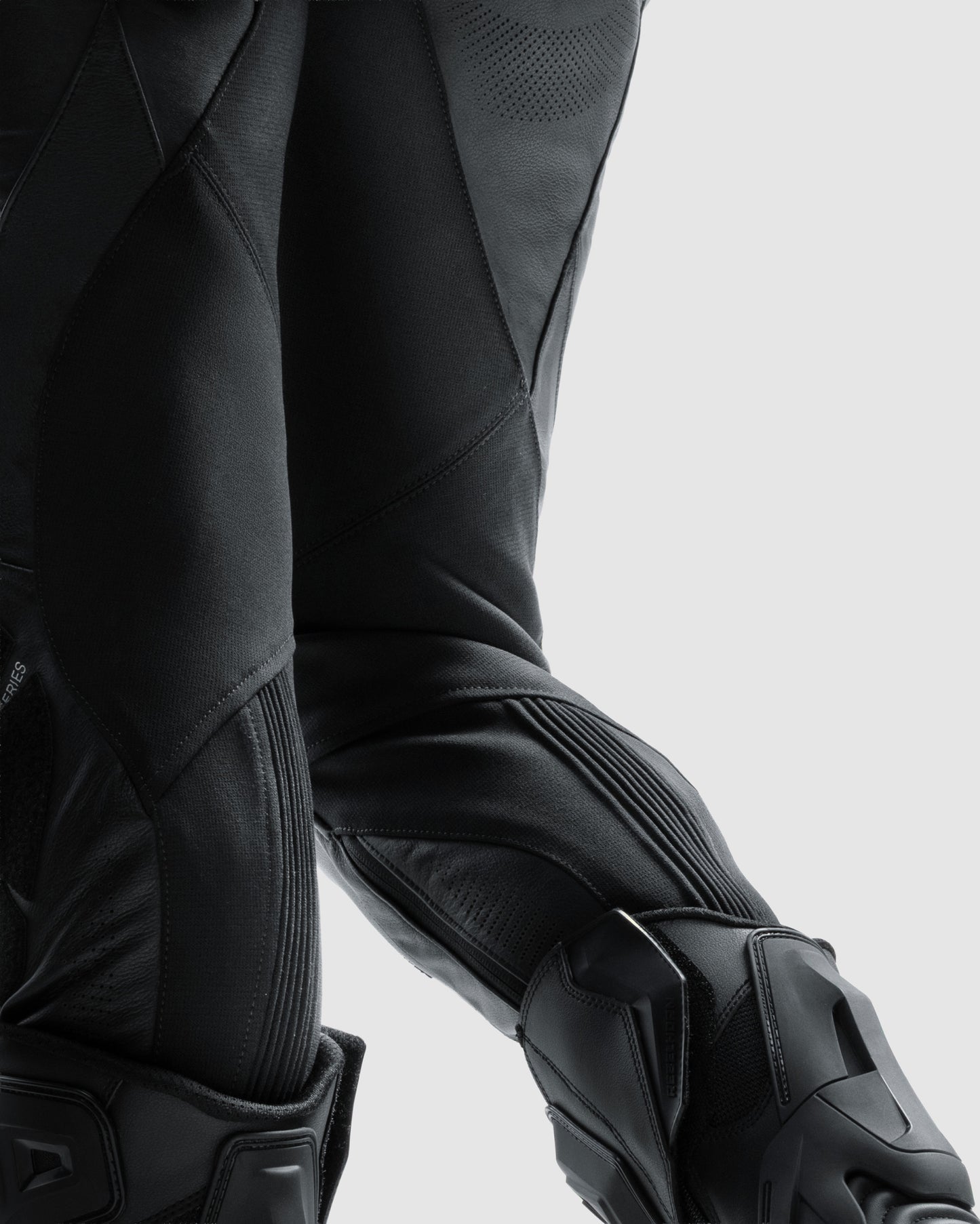 Diva Women’s Motorcycle Pants Black Long Leg